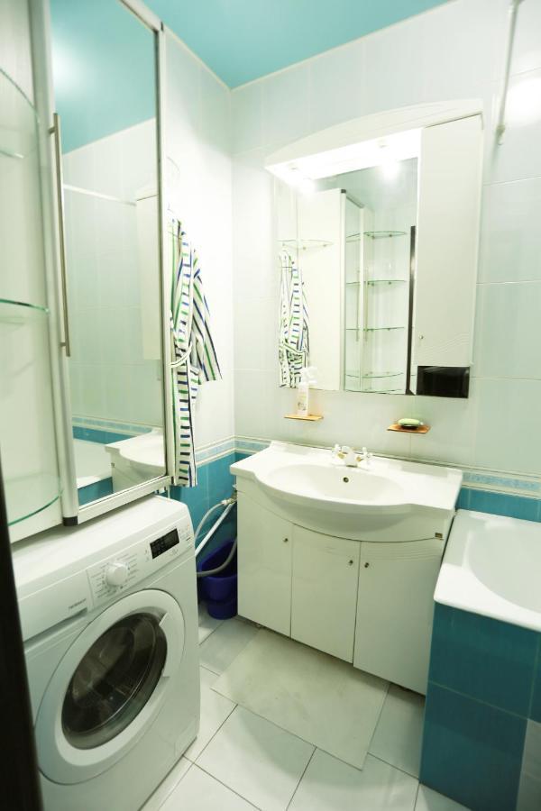 City Garden Apartments Є Інтернет Без Світла オデッサ エクステリア 写真